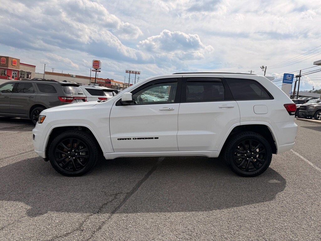 Used 2022 Jeep Grand Cherokee WK Laredo X Laredo X 4x4