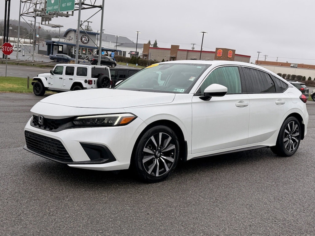 Used 2024 Honda Civic Hatchback EX-L EX-L CVT