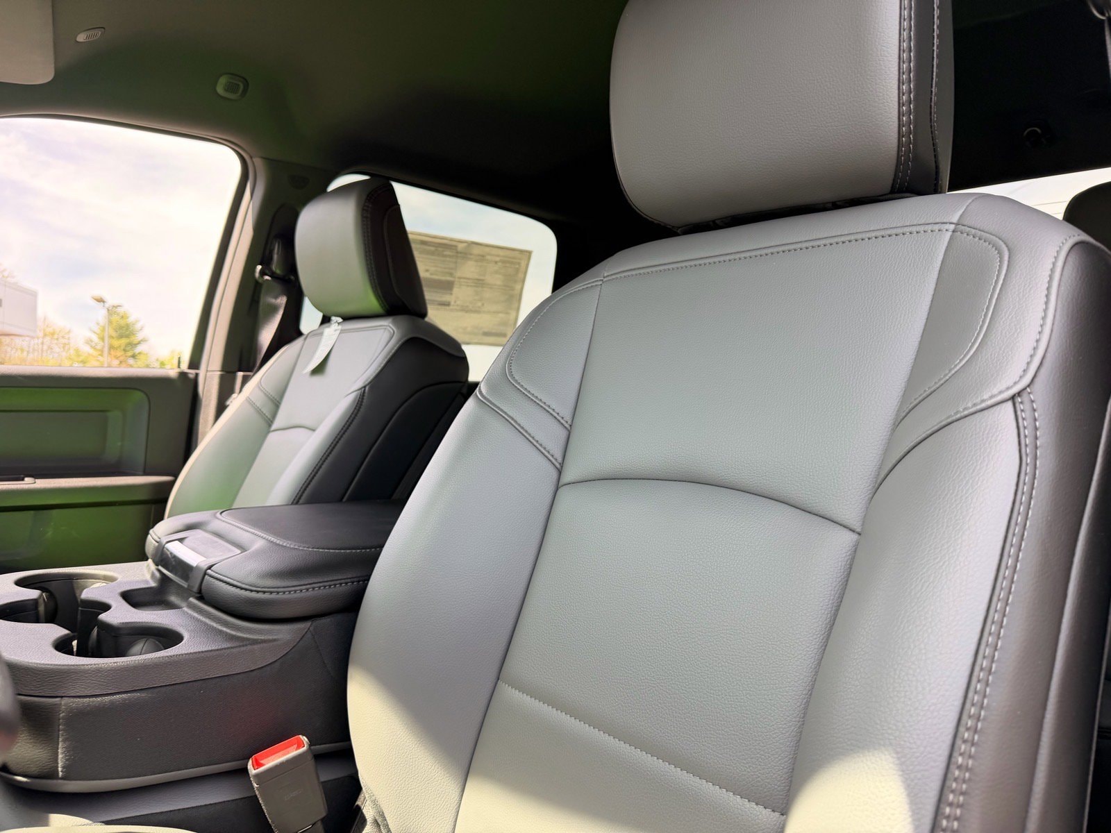 2026 RAM 2500 Tradesman - Photo 10