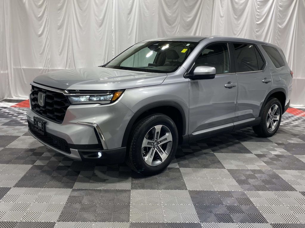 2023 Honda Pilot EX-L 8-Occupant AWD's photo