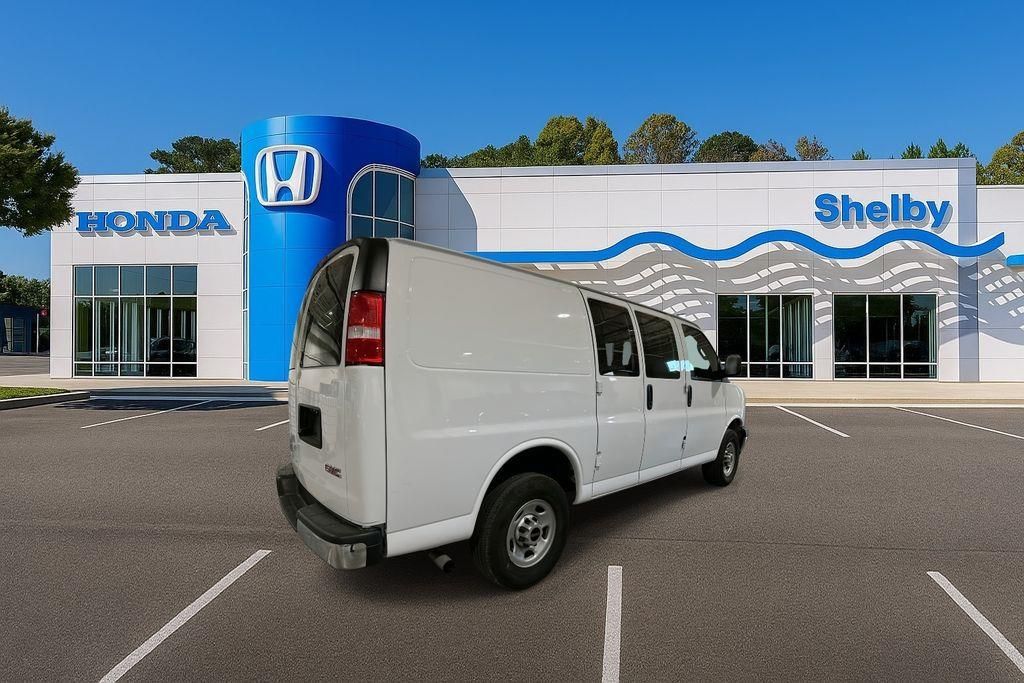 2024 GMC Savana Cargo Work Van - Photo 7