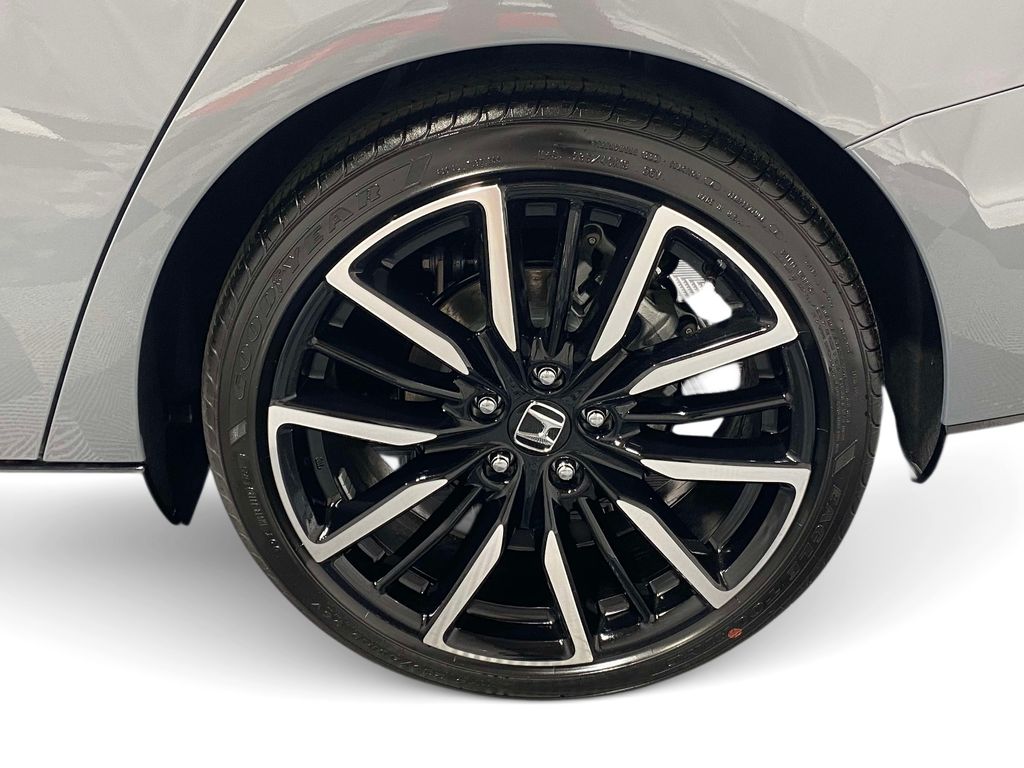 2026 Honda Accord Hybrid Touring - Photo 7