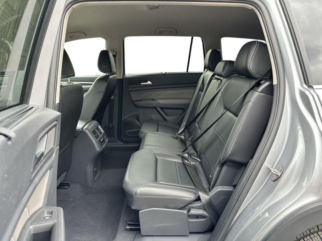 2023 Volkswagen Atlas SE w/Tech - Photo 23