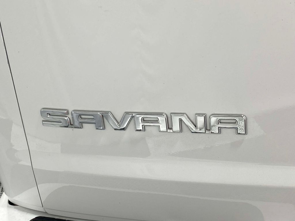 2024 GMC Savana Cargo Work Van - Photo 9