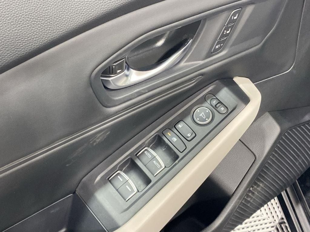 2026 Honda Accord Hybrid EX-L - Photo 14