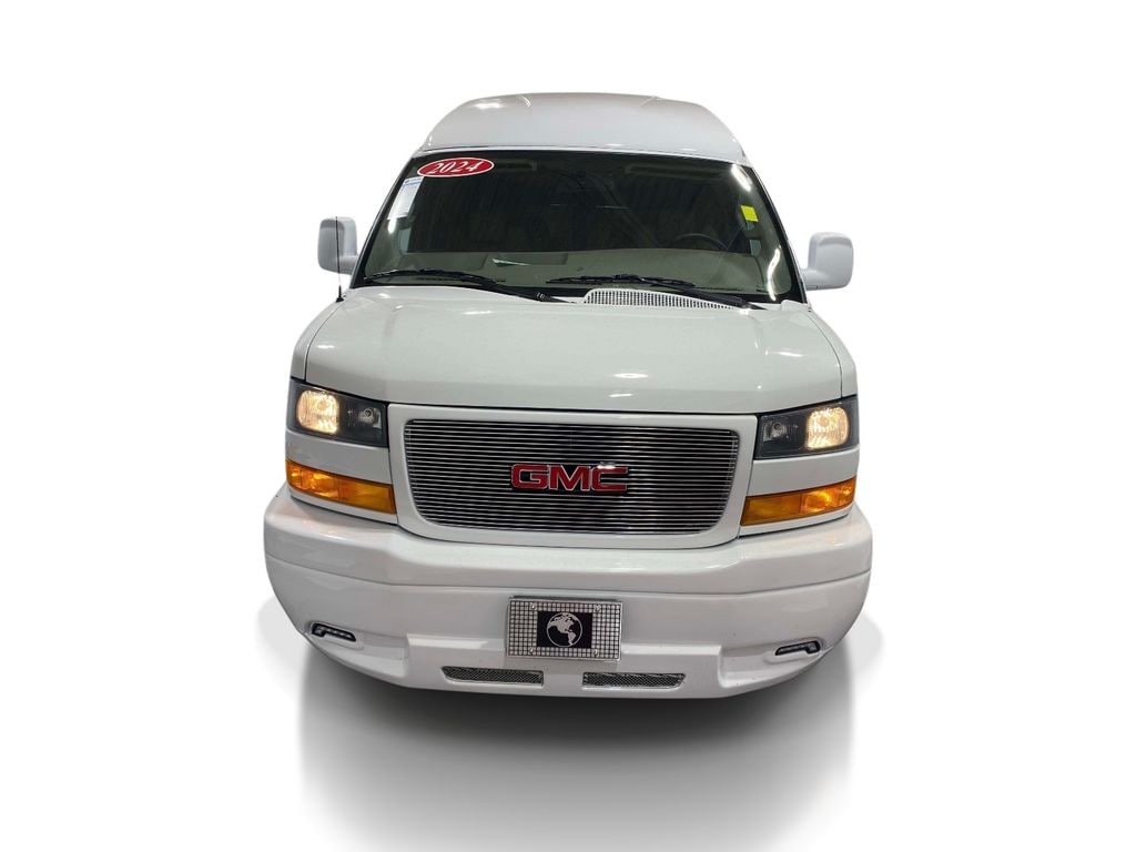2024 GMC Savana Cargo Work Van - Photo 6