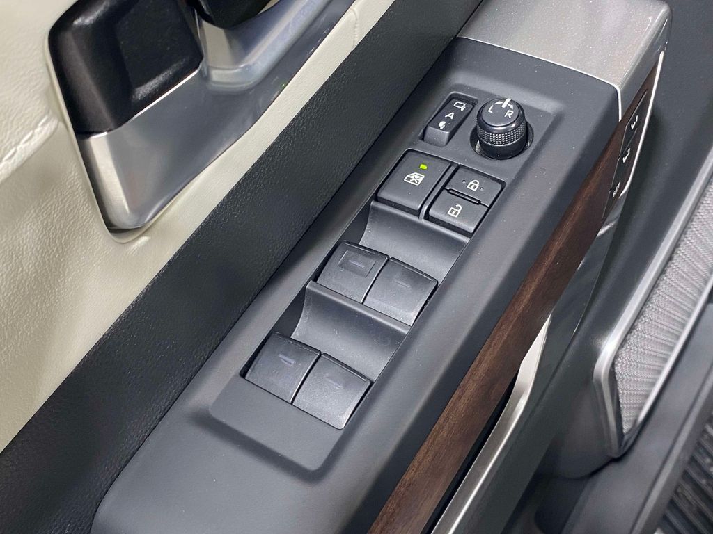 2024 Toyota Tundra Capstone - Photo 19
