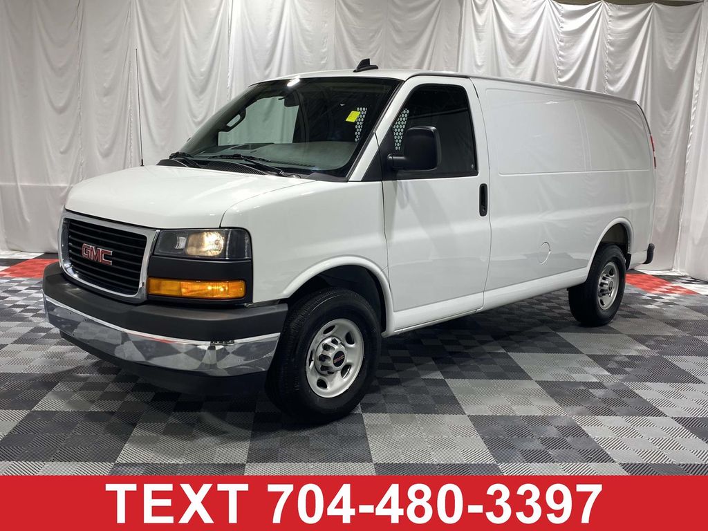 2025 GMC Savana 2500's photo