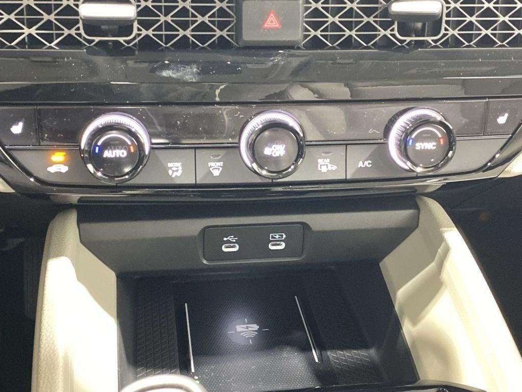 2026 Honda Accord Hybrid EX-L - Photo 17