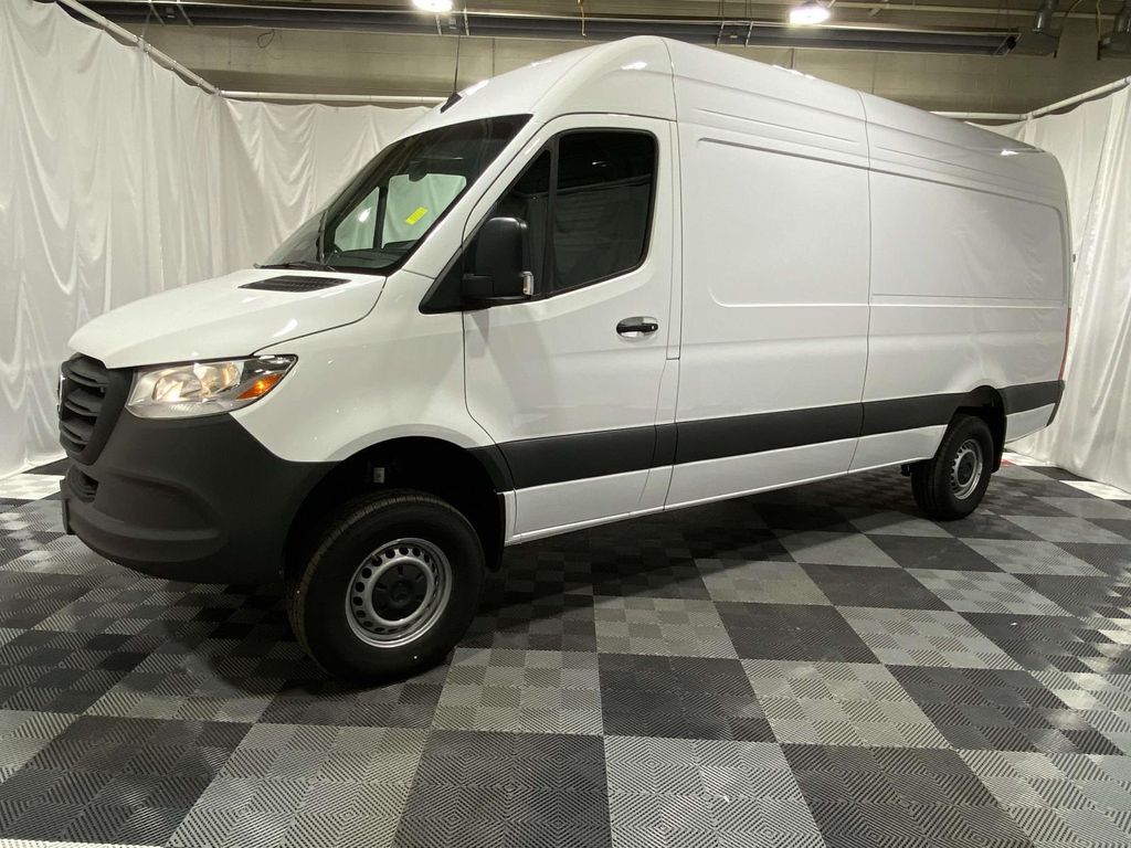 2025 Mercedes-Benz Sprinter 2500 170 WB HO High Roof 4x4's photo