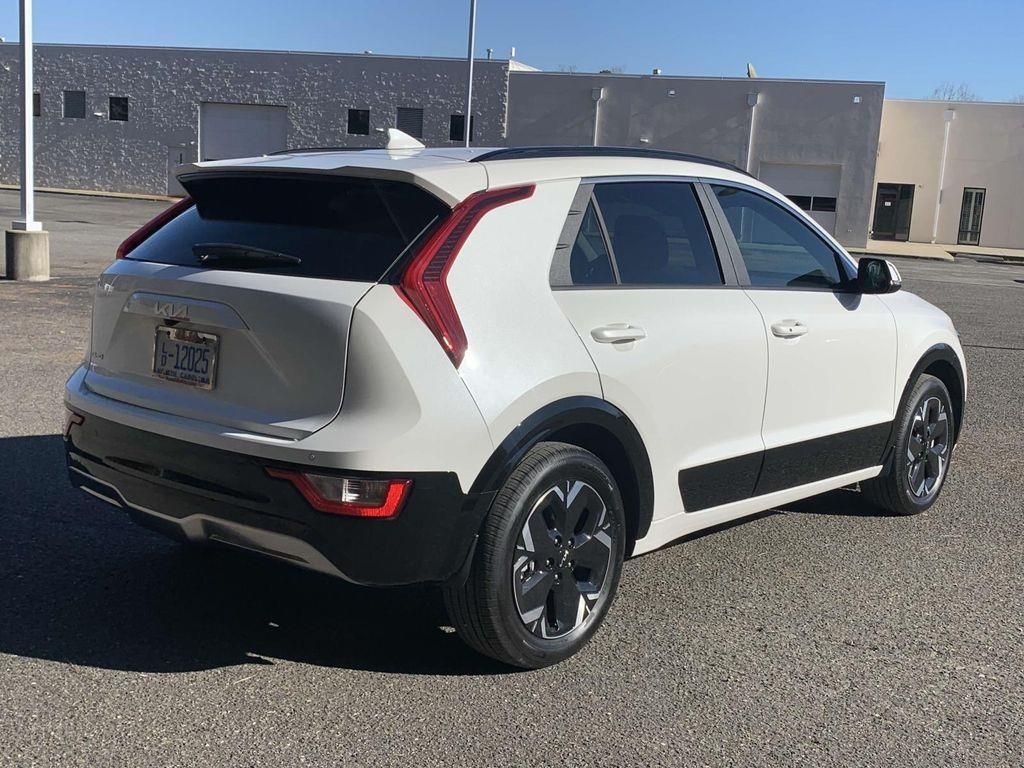 Used 2024 Kia Niro Wind with VIN KNDCR3L1XR5098138 for sale in Shelby, NC