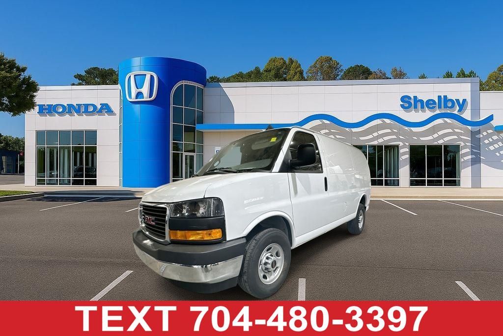 2024 GMC Savana 2500's photo