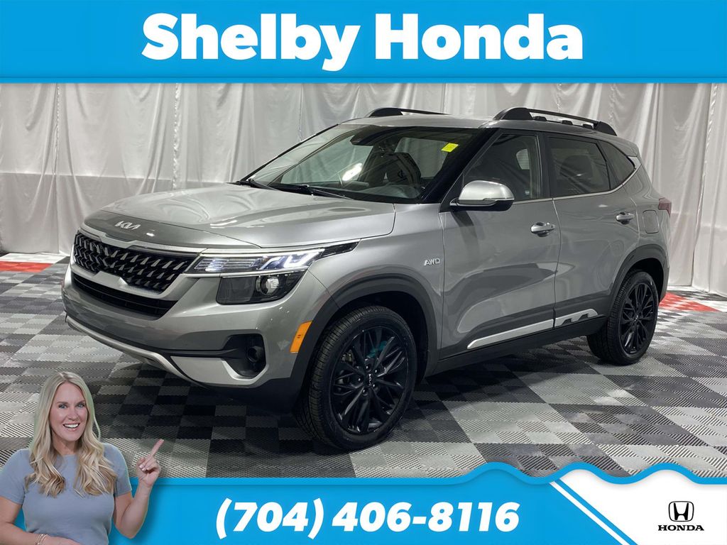 2022 Kia Seltos Nightfall