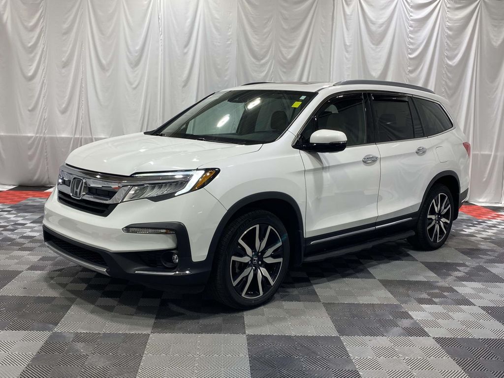 2022 Honda Pilot Touring-7 AWD's photo