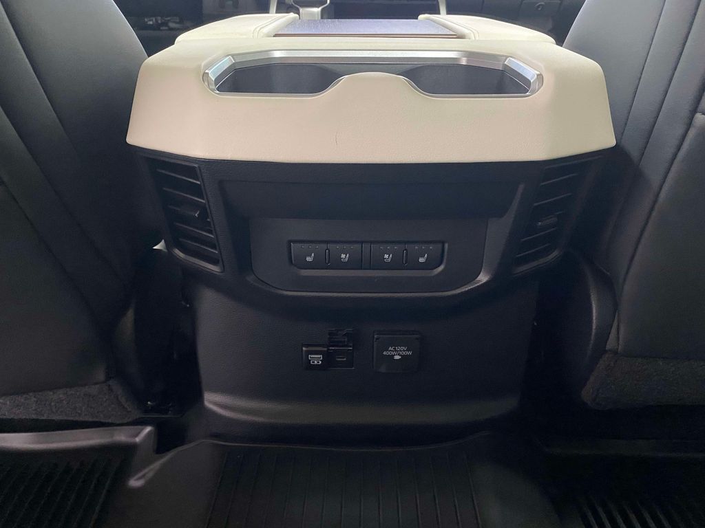 2024 Toyota Tundra Capstone - Photo 12