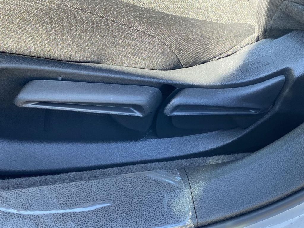 2026 Honda Accord LX - Photo 13