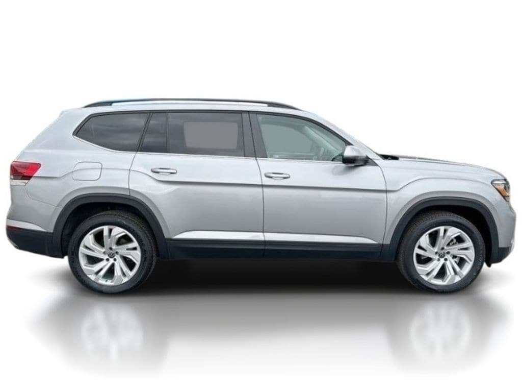 2023 Volkswagen Atlas SE w/Tech - Photo 8