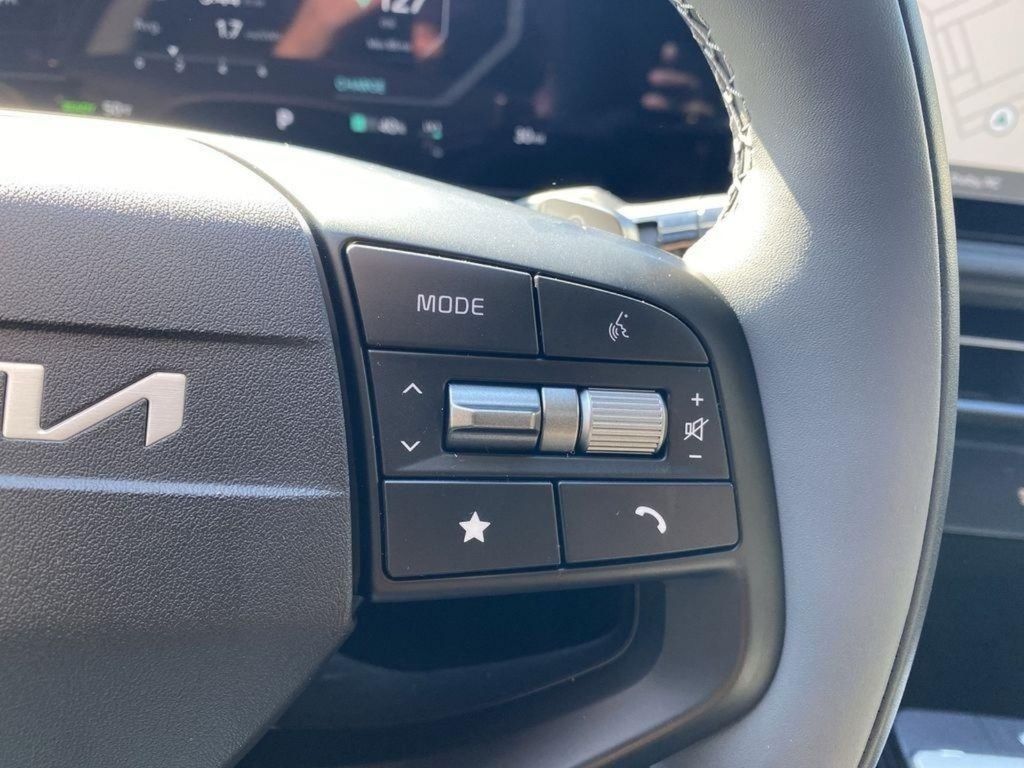 2025 Kia EV6 Light L/R - Photo 32