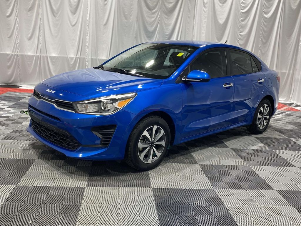 2023 Kia Rio S iVT's photo
