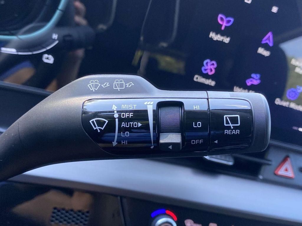 2025 Kia Sportage EX Hybrid - Photo 19