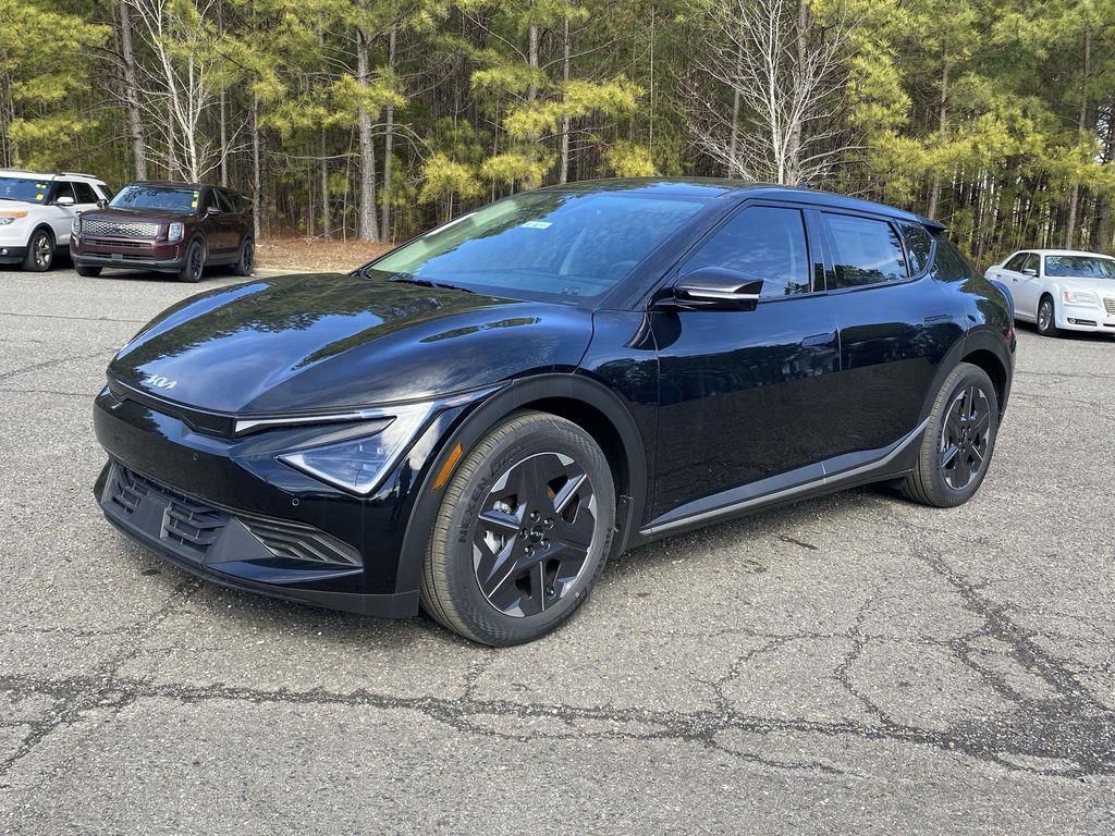 2025 Kia EV6 Light L/R AWD's photo