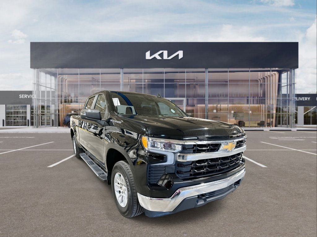 Used 2023 Chevrolet Silverado 1500 LT w/1LT Truck Crew Cab