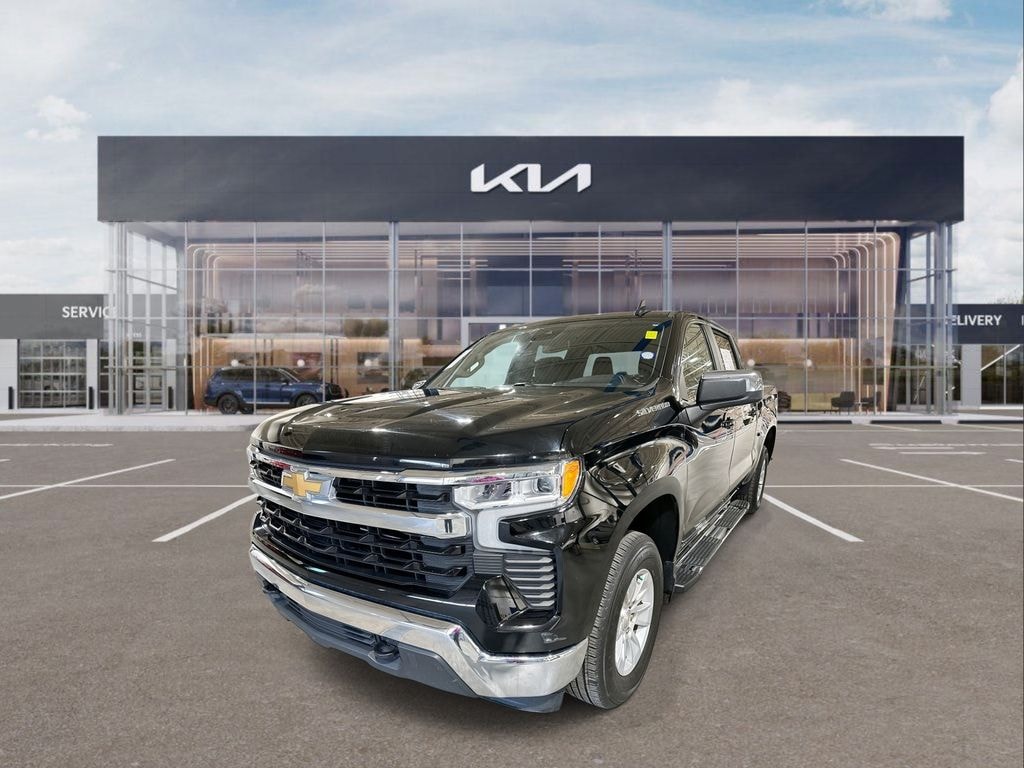 Used 2023 Chevrolet Silverado 1500 LT w/1LT Truck Crew Cab