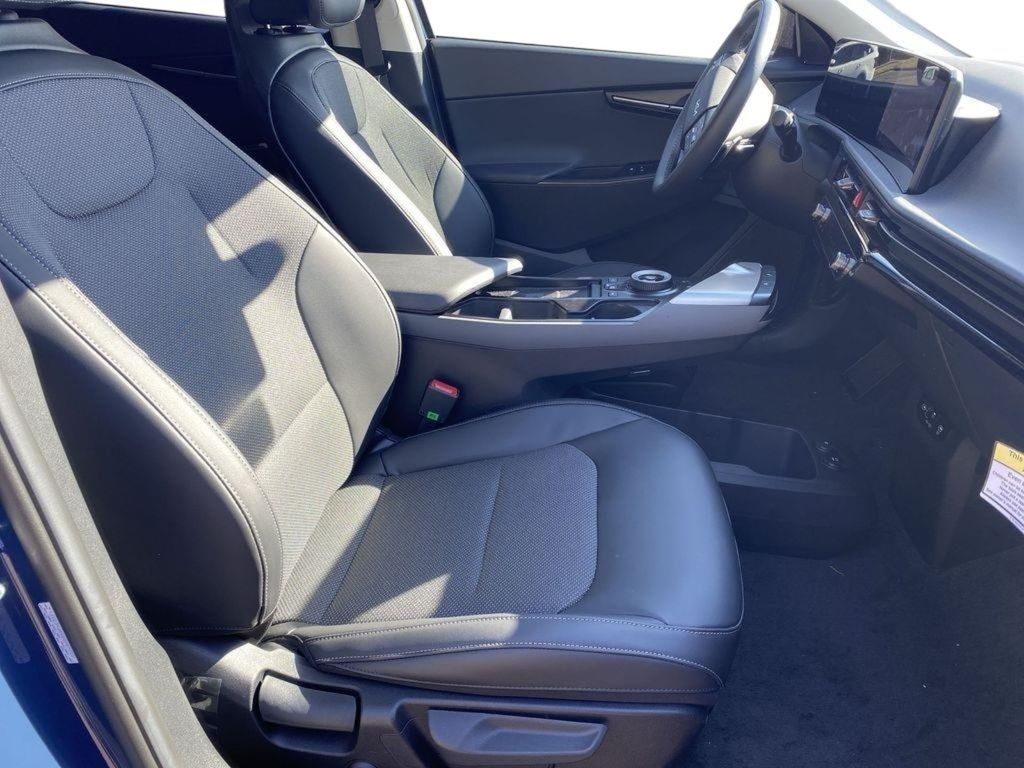 2025 Kia EV6 Light L/R - Photo 25