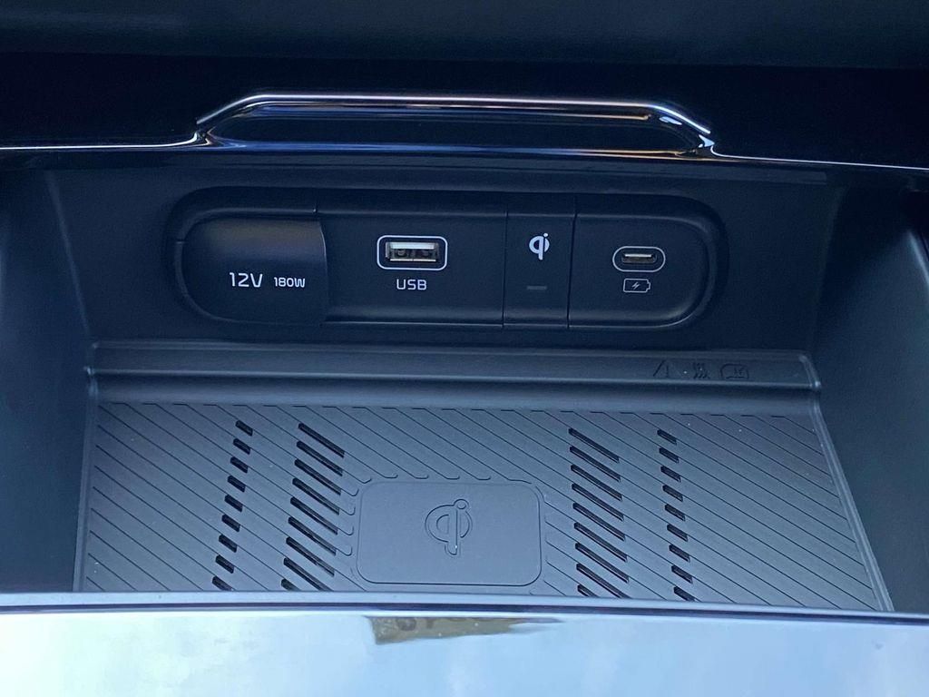 2025 Kia Sportage EX Hybrid - Photo 24