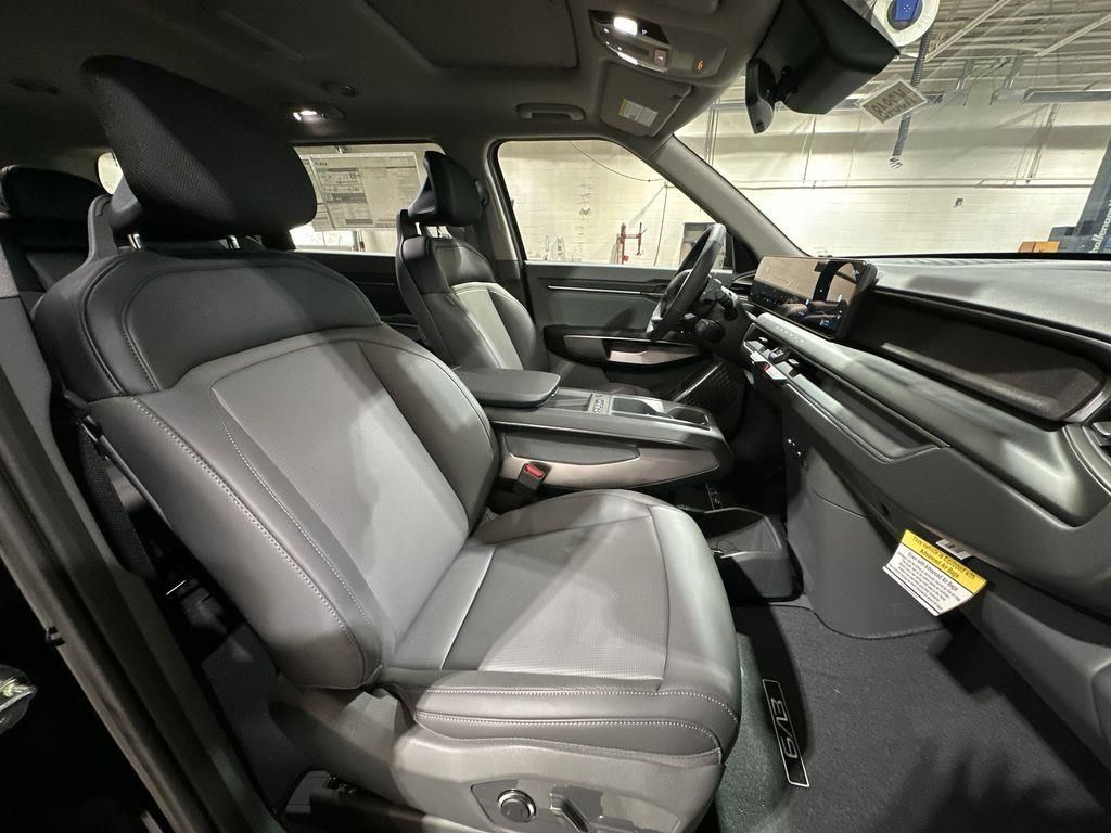 2026 Kia EV9 Light L/R - Photo 27