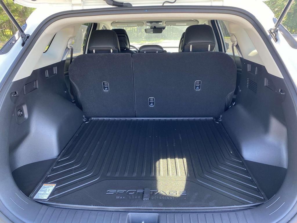 2025 Kia Sportage EX Hybrid - Photo 28
