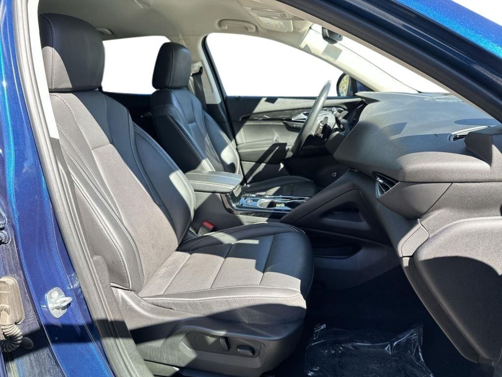 2023 Buick Envision Essence - Photo 25