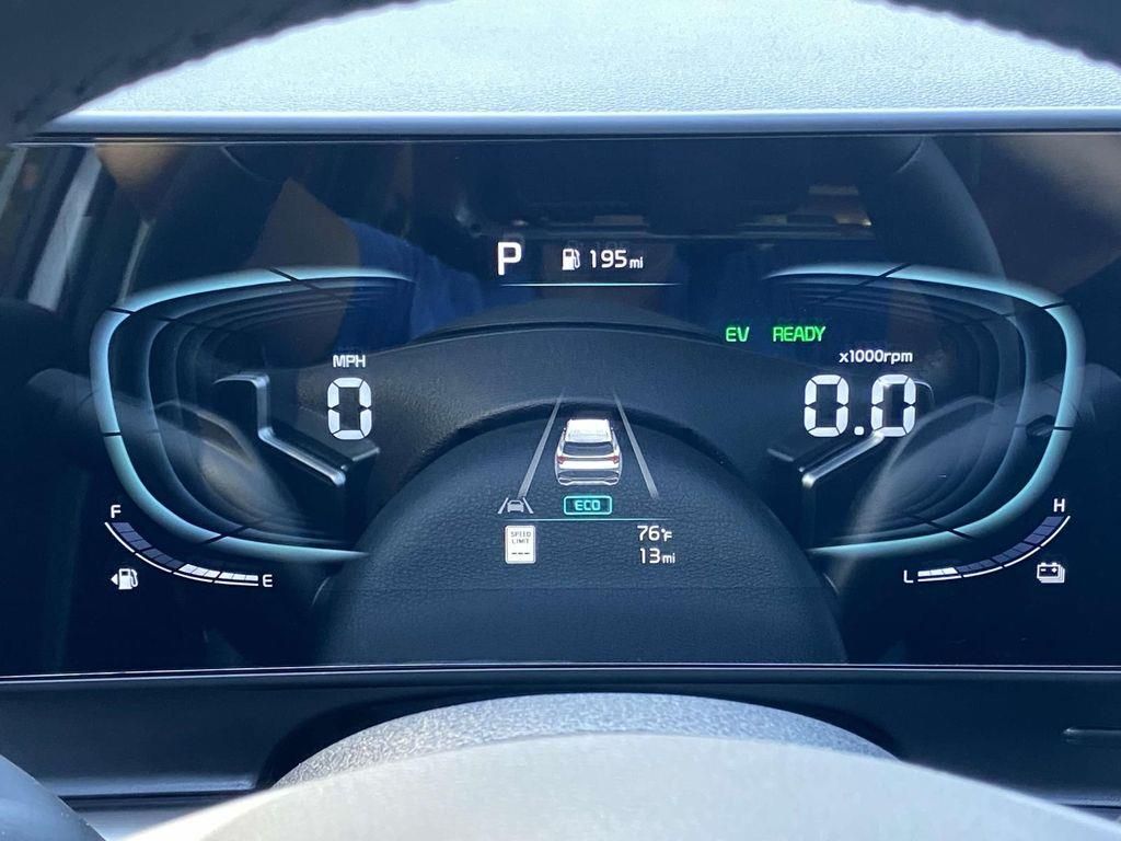 2025 Kia Sportage EX Hybrid - Photo 20