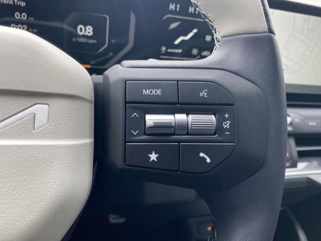 2025 Kia K4 GT-Line Turbo - Photo 33