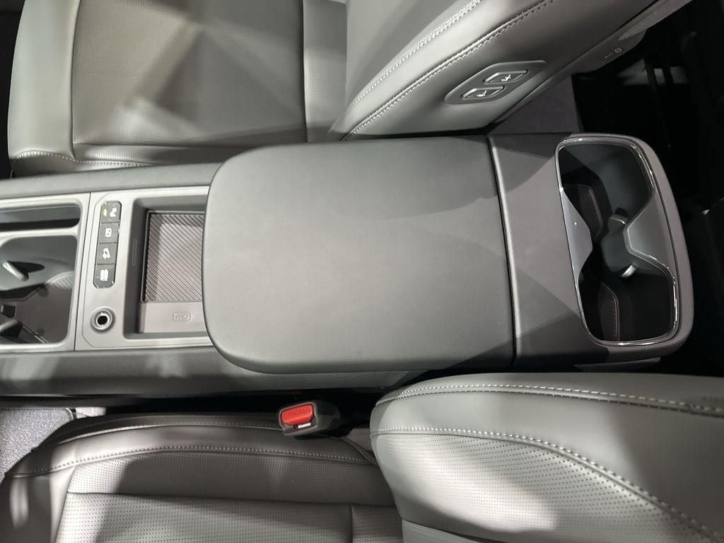 2026 Kia EV9 Light L/R - Photo 23