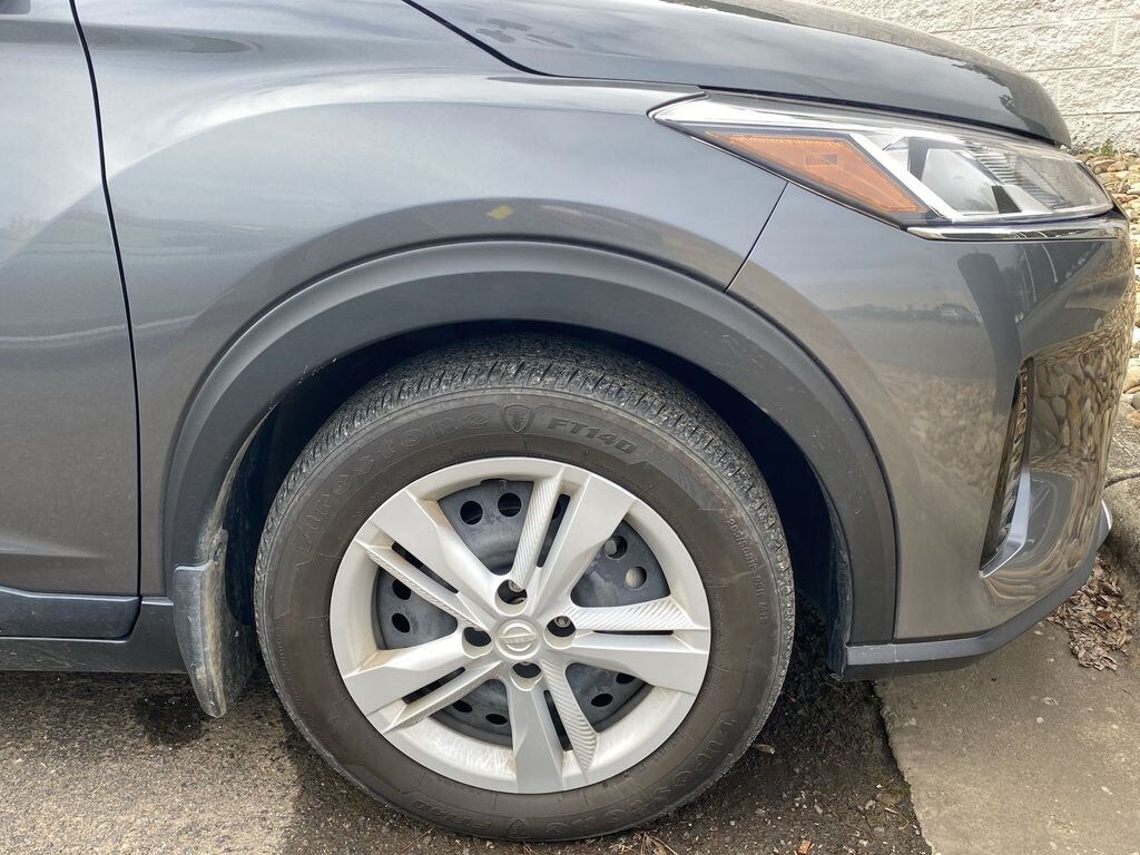 Used 2024 Nissan Kicks S SUV