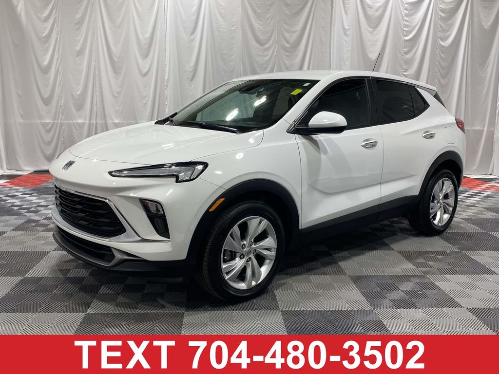 2024 Buick Encore GX Preferred's photo
