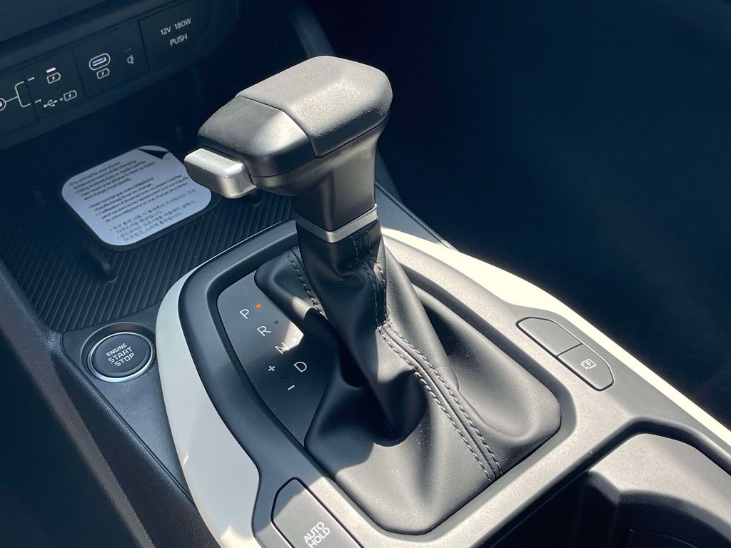 2025 Kia K4 GT-Line Turbo - Photo 31