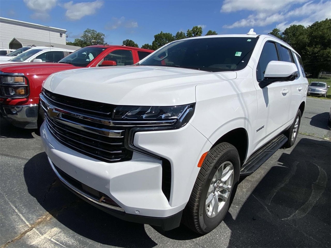 Used 2024 Chevrolet Tahoe LT with VIN 1GNSKNKD2RR208297 for sale in Shelby, NC