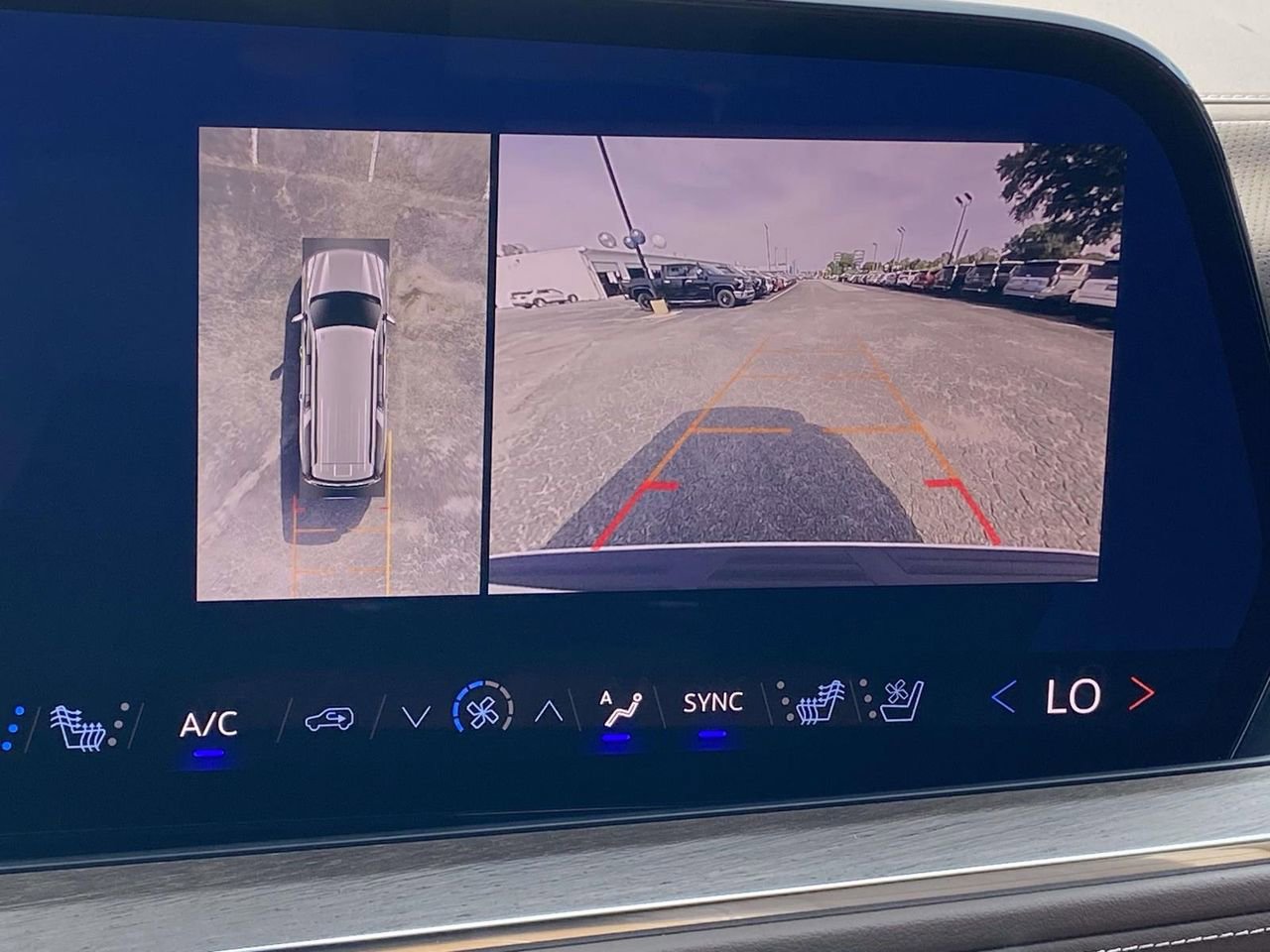 2025 Chevrolet Suburban High Country - Photo 27