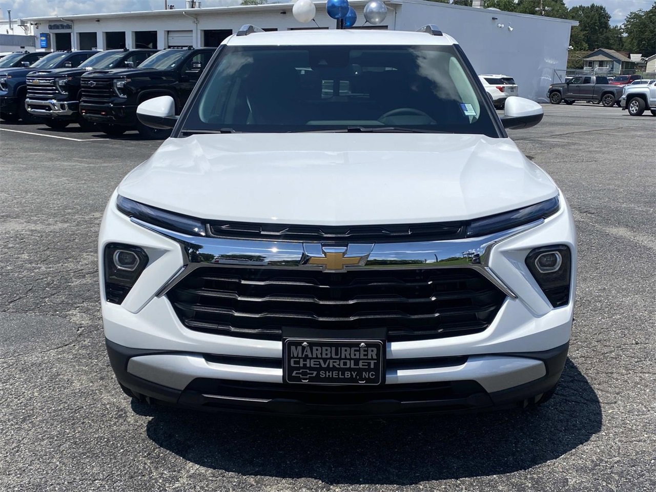 2026 Chevrolet Trailblazer LT photo 2