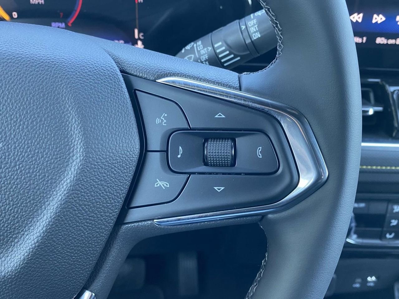 2025 Chevrolet Trailblazer Activ - Photo 25