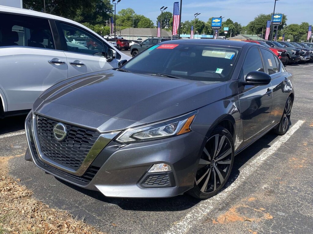 Used 2022 Nissan Altima 2.5 SR
