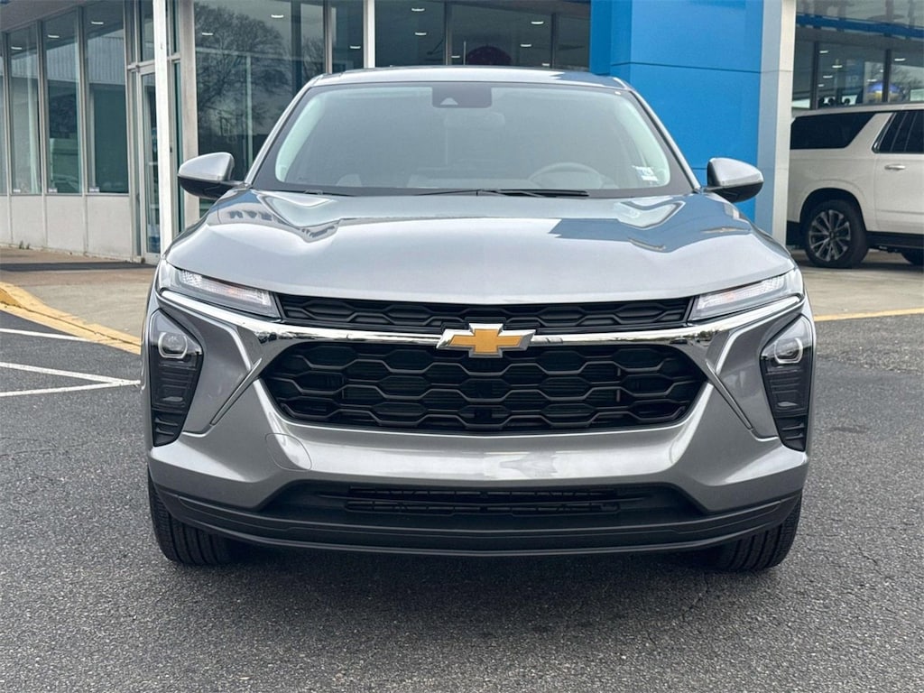 New 2026 Chevrolet Trax LS SUV