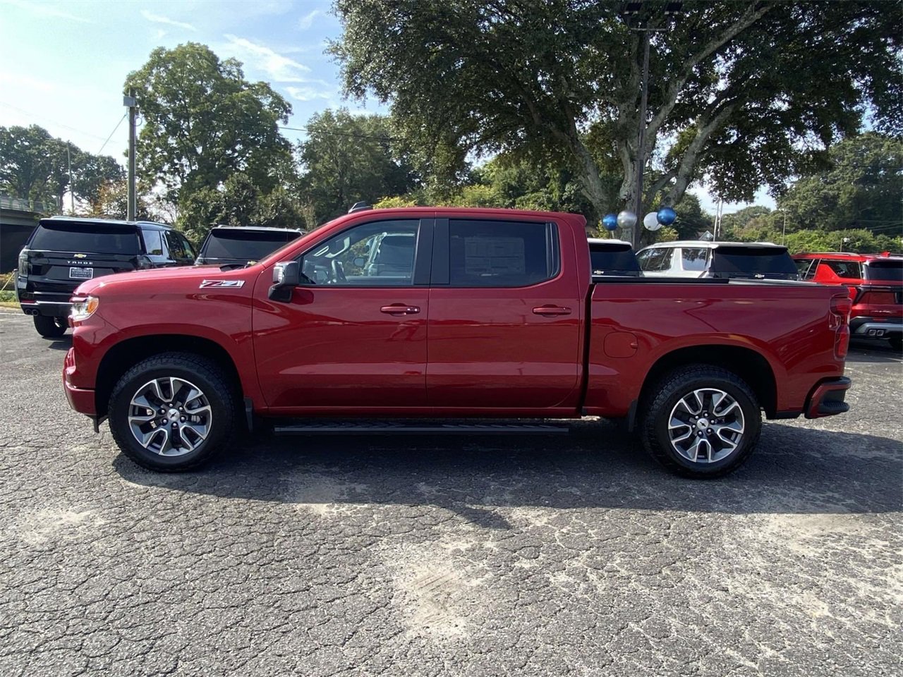 2025 Chevrolet Silverado 1500 RST photo 4