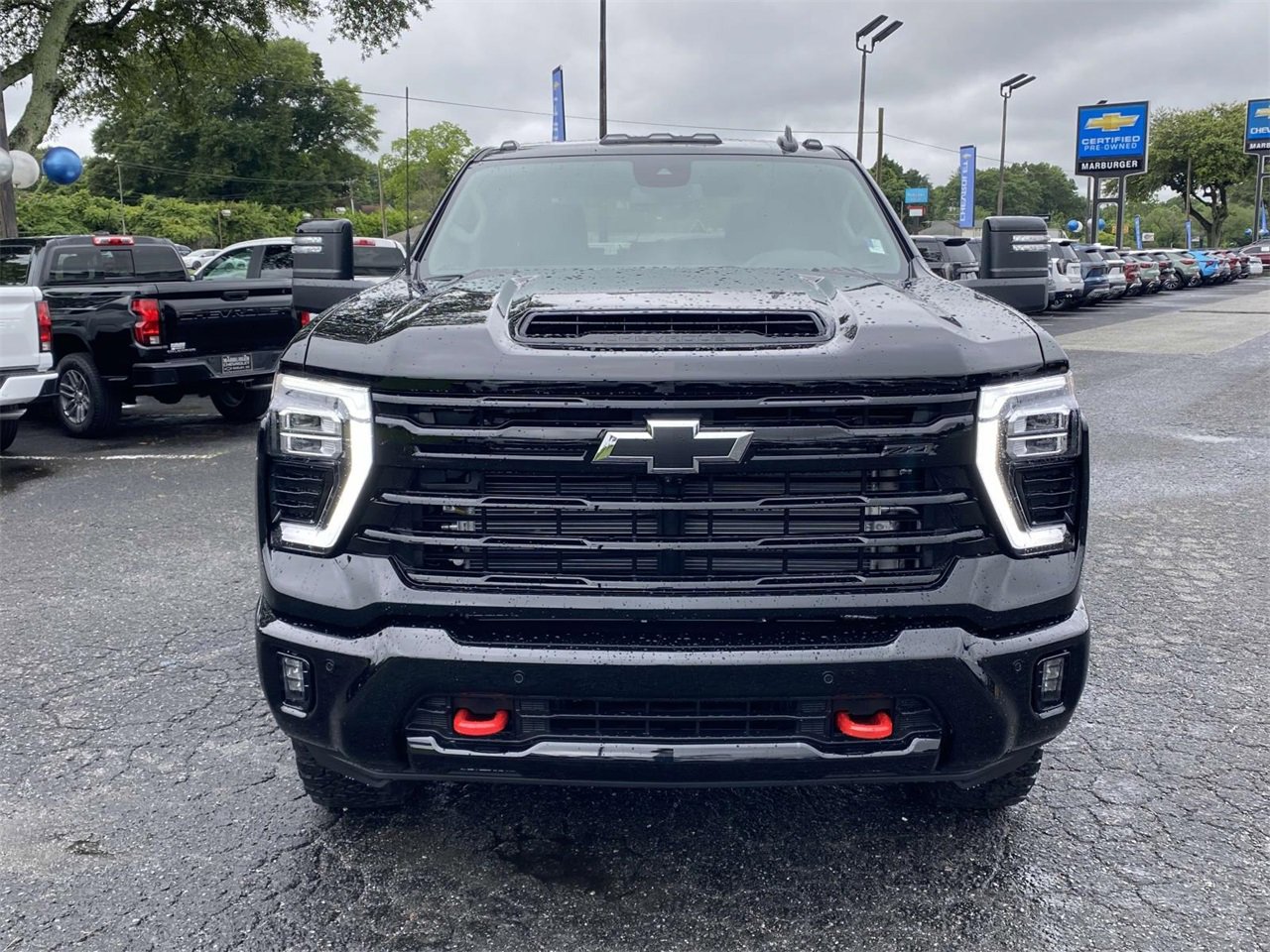 2025 Chevrolet Silverado 2500HD LT photo 2