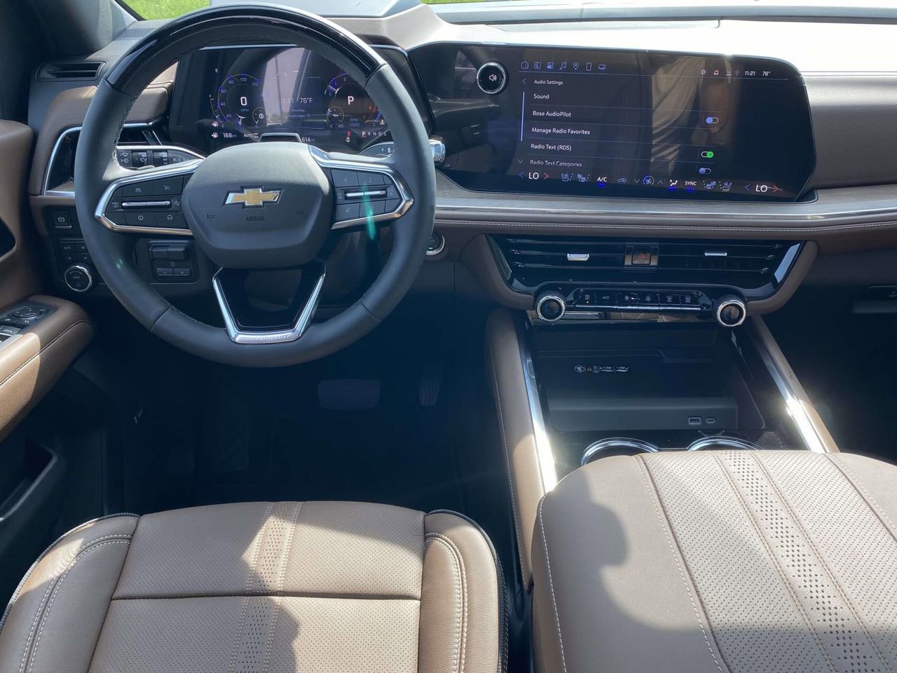 2025 Chevrolet Suburban High Country - Photo 10