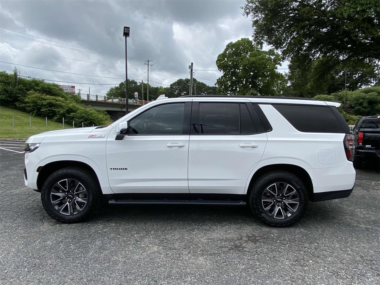2023 Chevrolet Tahoe Z71 photo 3