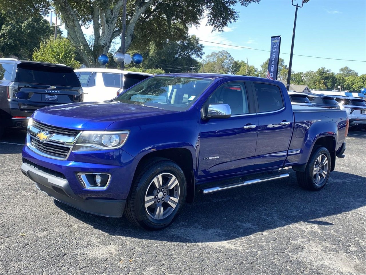 2016 Chevrolet Colorado LT photo 3