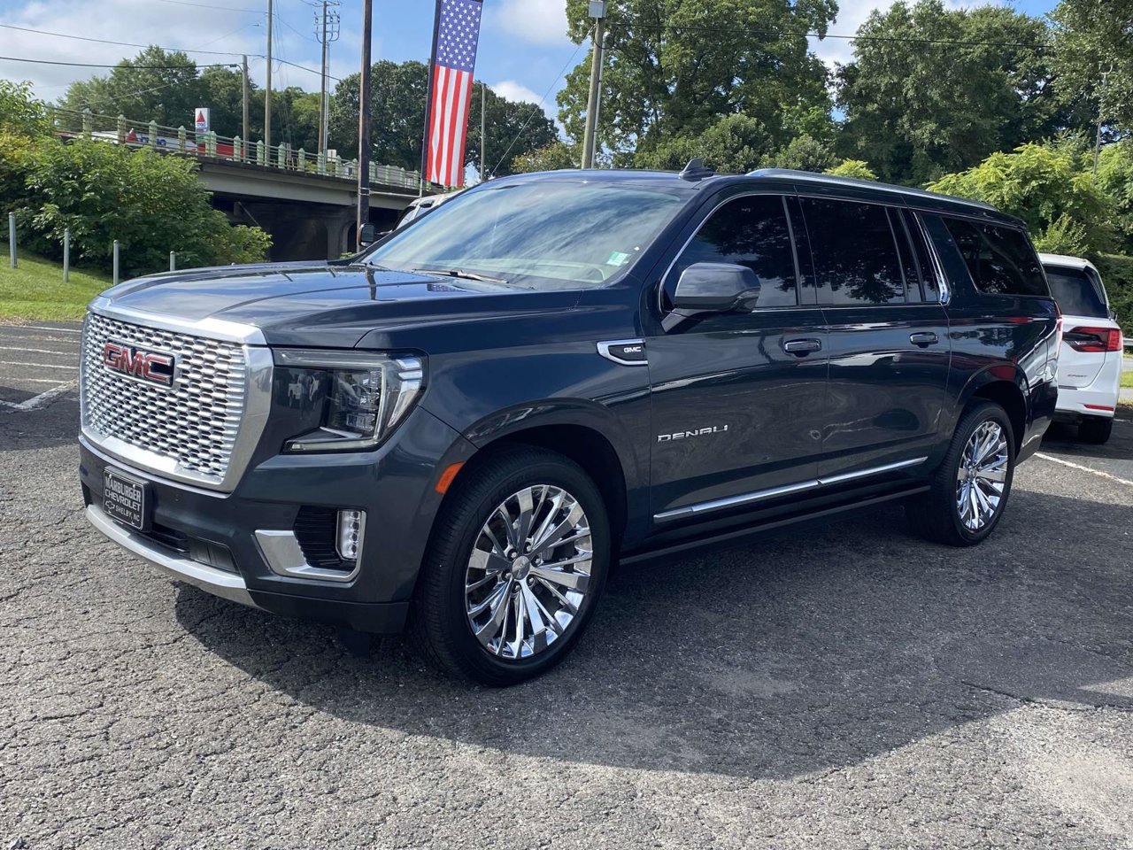 Used 2022 GMC Yukon XL Denali SUV